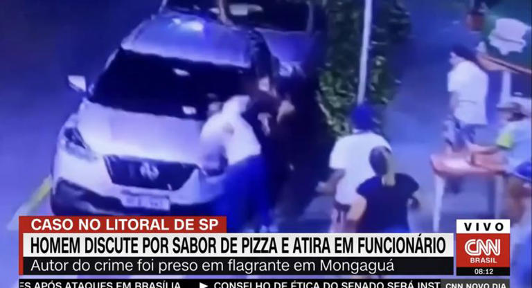 내가 주문한 피자 아니잖아